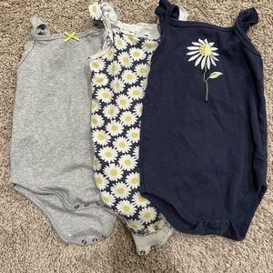 Set of 3 tank tops 18 month